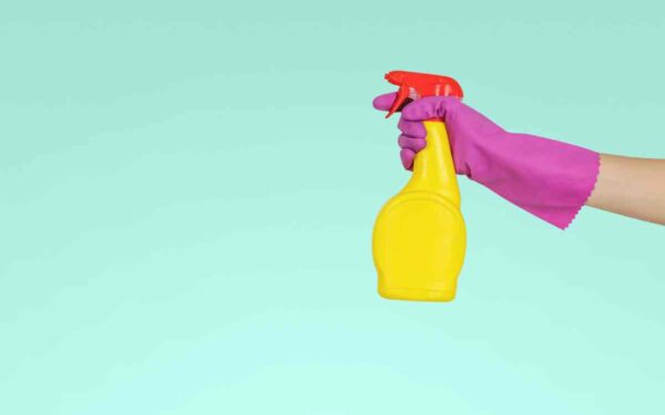 Detersivi liquidi: trucchi per risparmiare ed evitare sprechi
